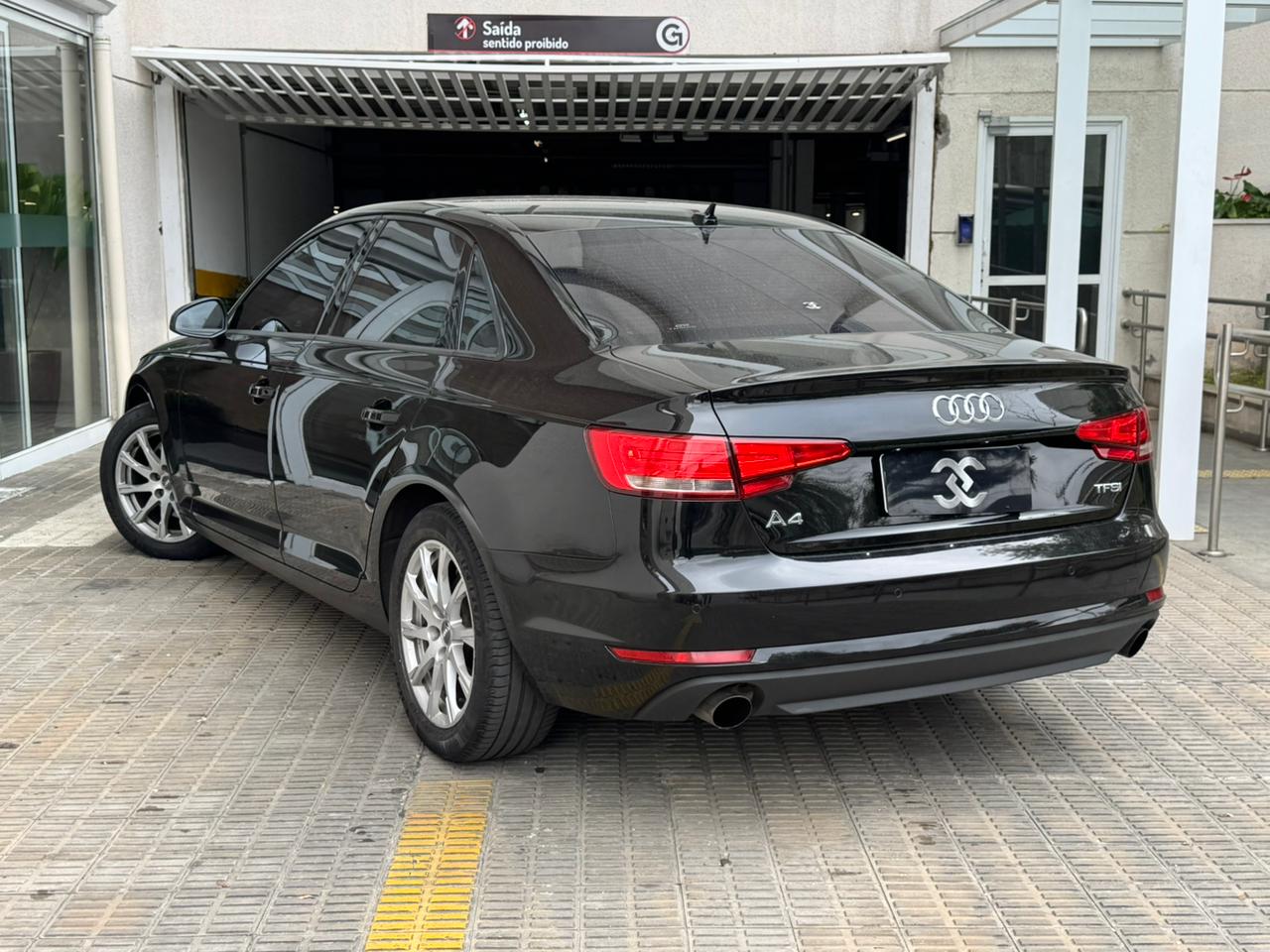 Audi A4 - Foto 6