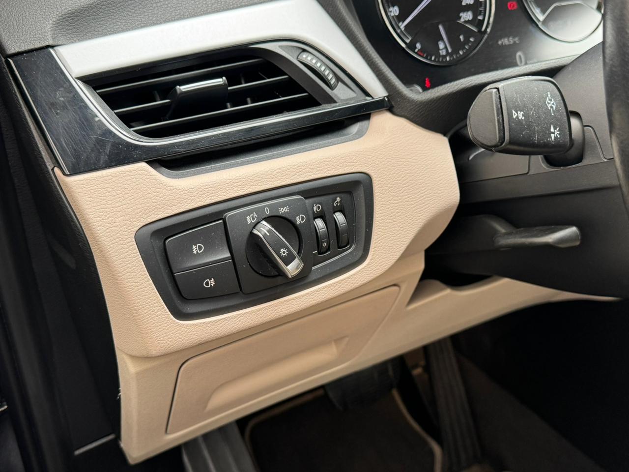 BMW X1 - Foto 9