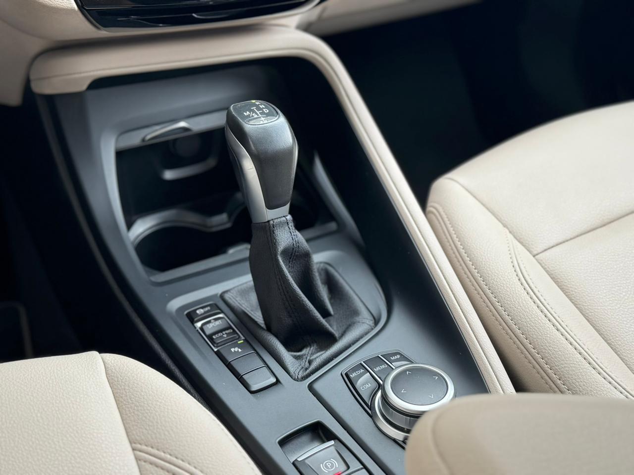 BMW X1 - Foto 12