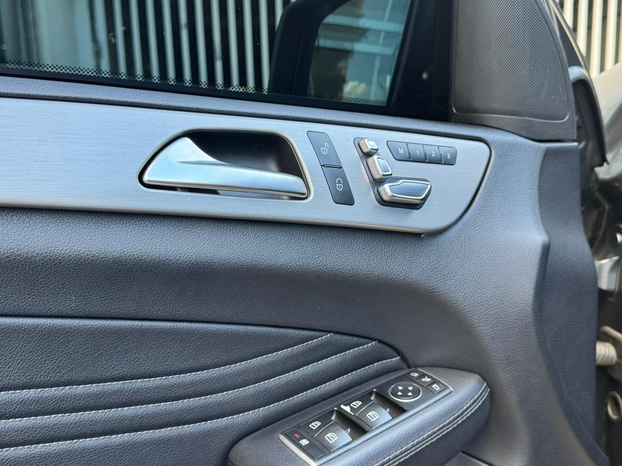 Mercedes-Benz GLE 400 COUPÉ  - Foto 9