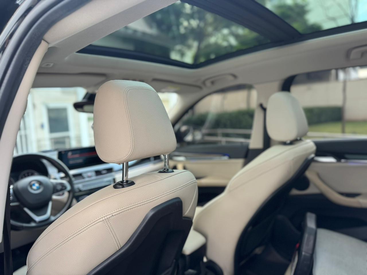 BMW X1 - Foto 10