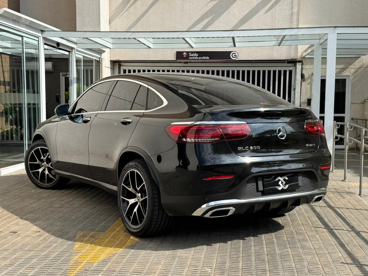 Mercedes-Benz GLC 300 - Foto 5