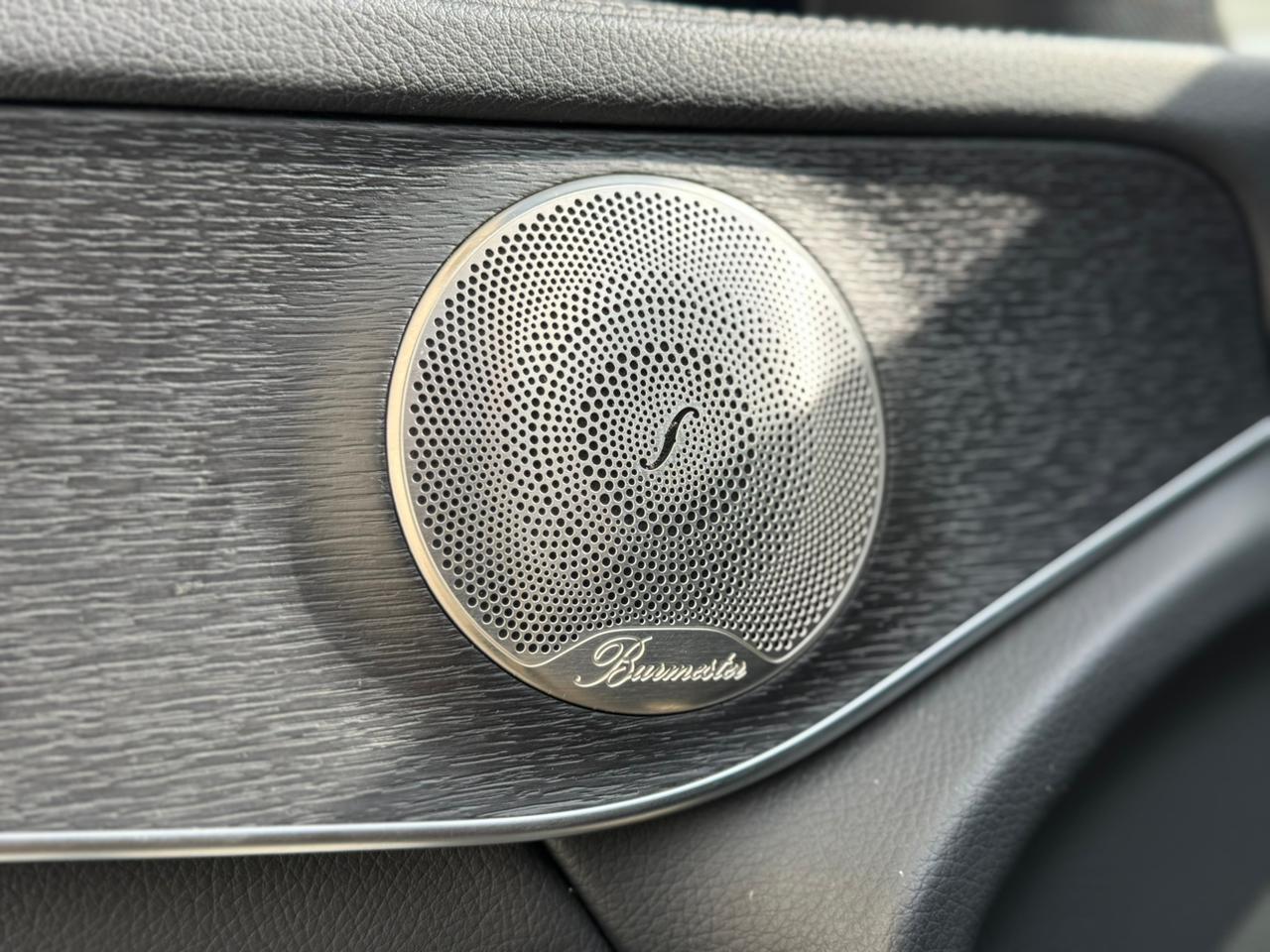 Mercedes-Benz GLC 300 - Foto 10