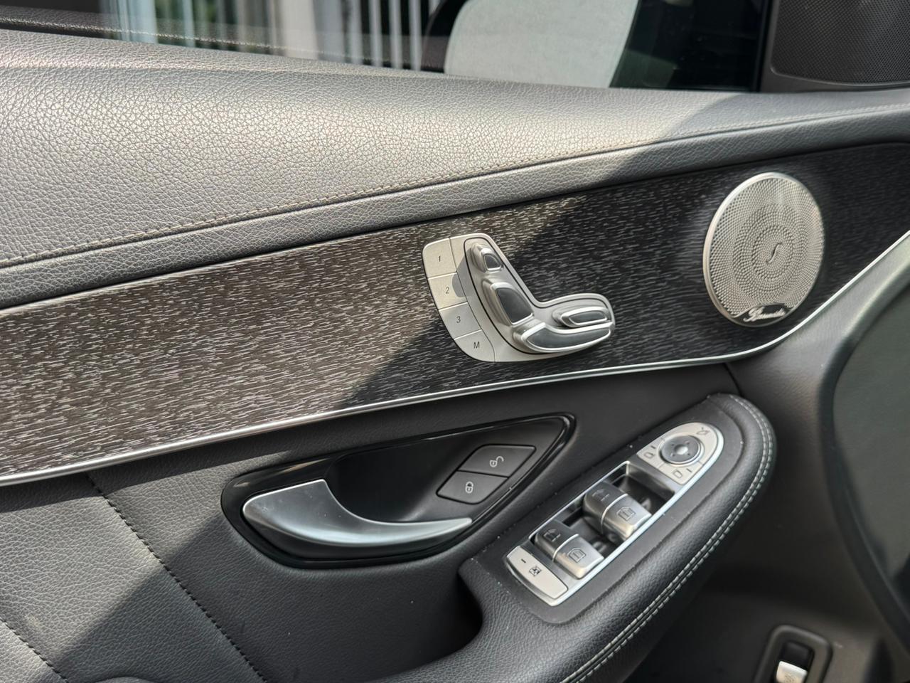 Mercedes-Benz GLC 300 - Foto 9