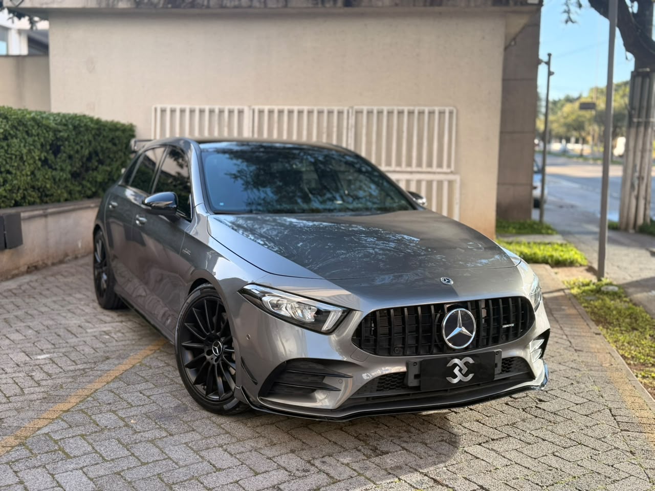Mercedes-Benz A 35 AMG