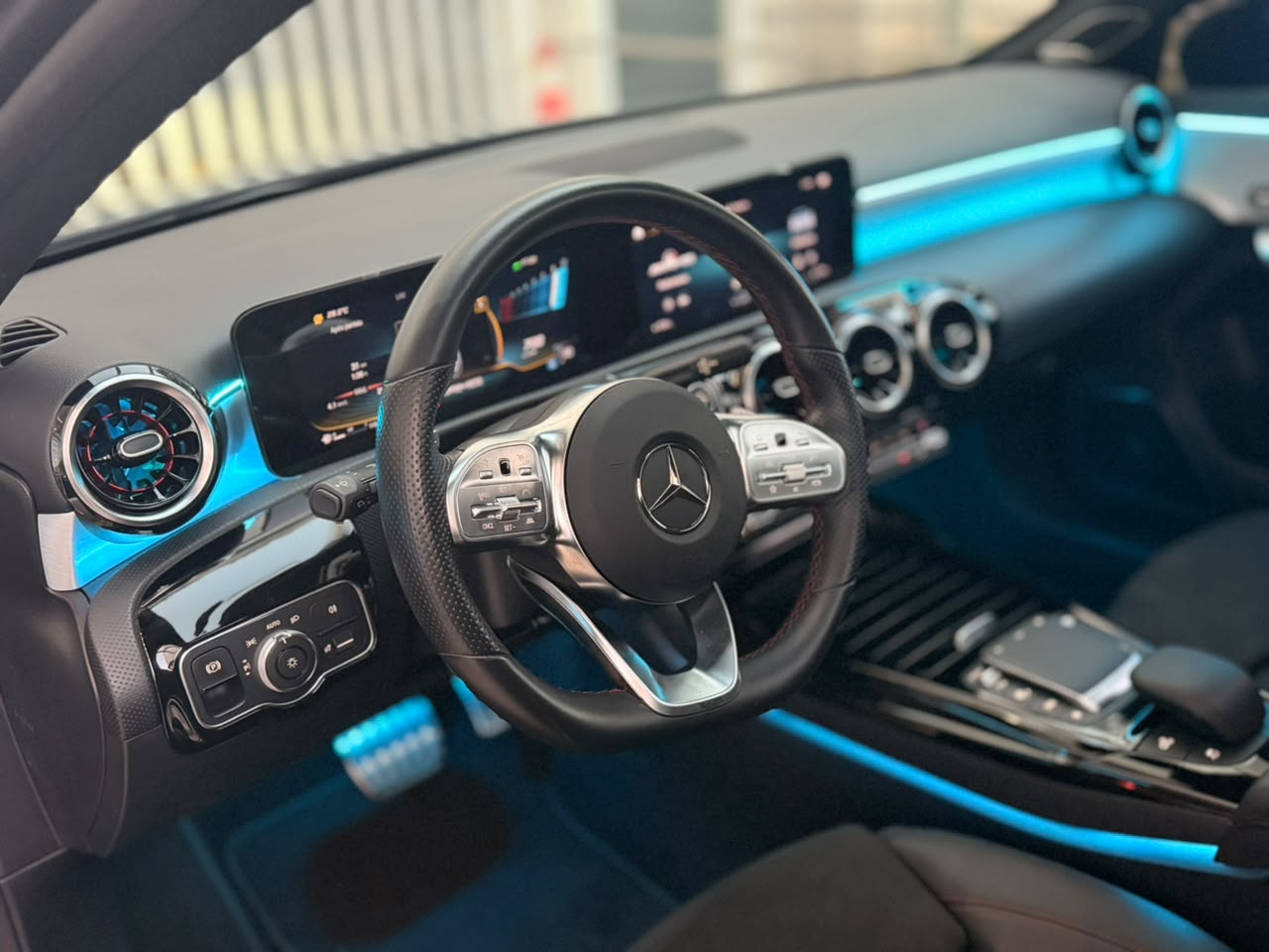 Mercedes-Benz A 35 AMG - Foto 10