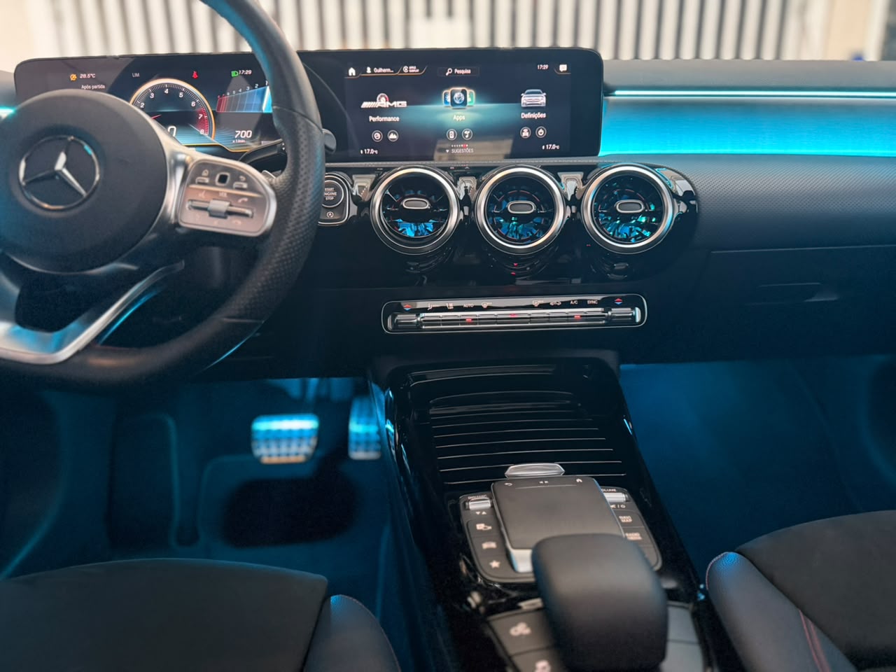 Mercedes-Benz A 35 AMG - Foto 12