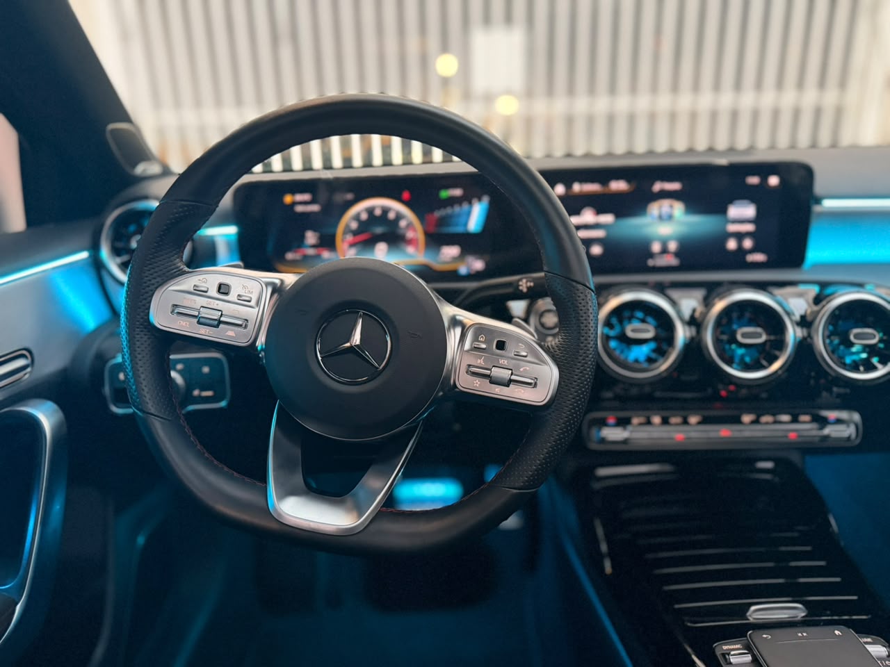 Mercedes-Benz A 35 AMG - Foto 9