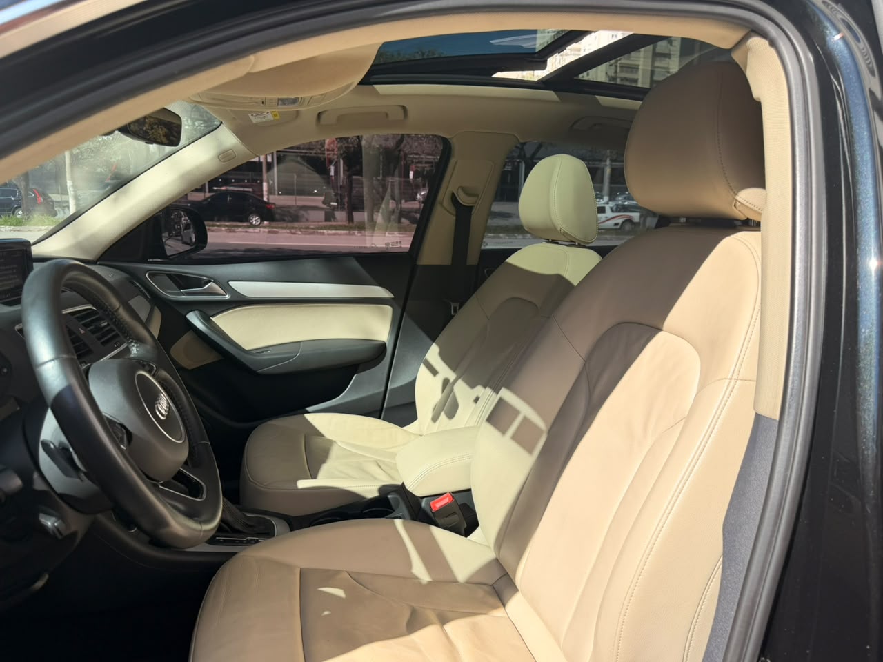 Audi Q3 - Foto 8