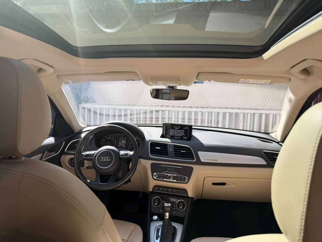 Audi Q3 - Foto 12