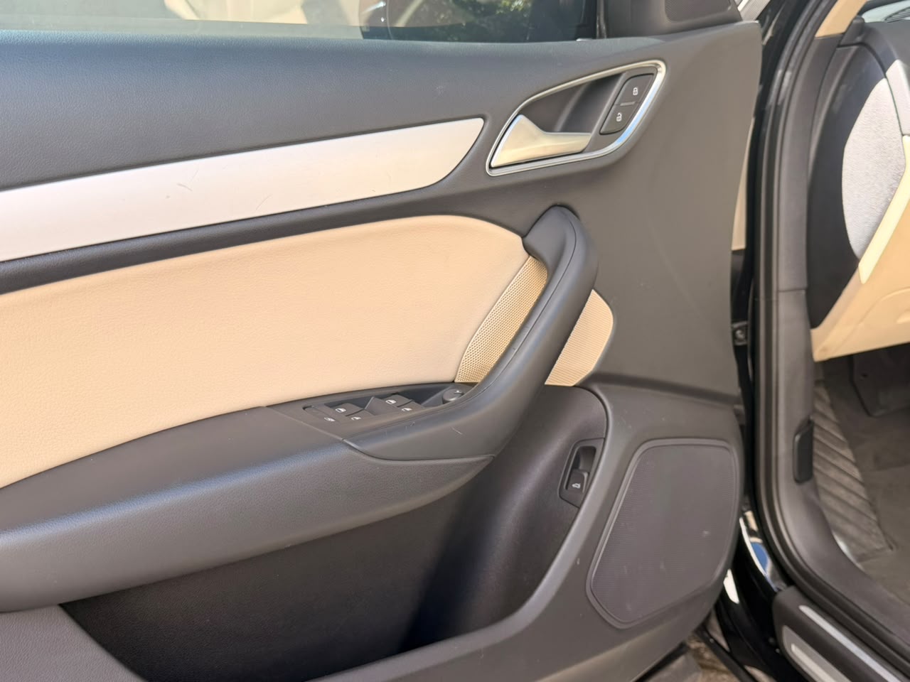 Audi Q3 - Foto 13