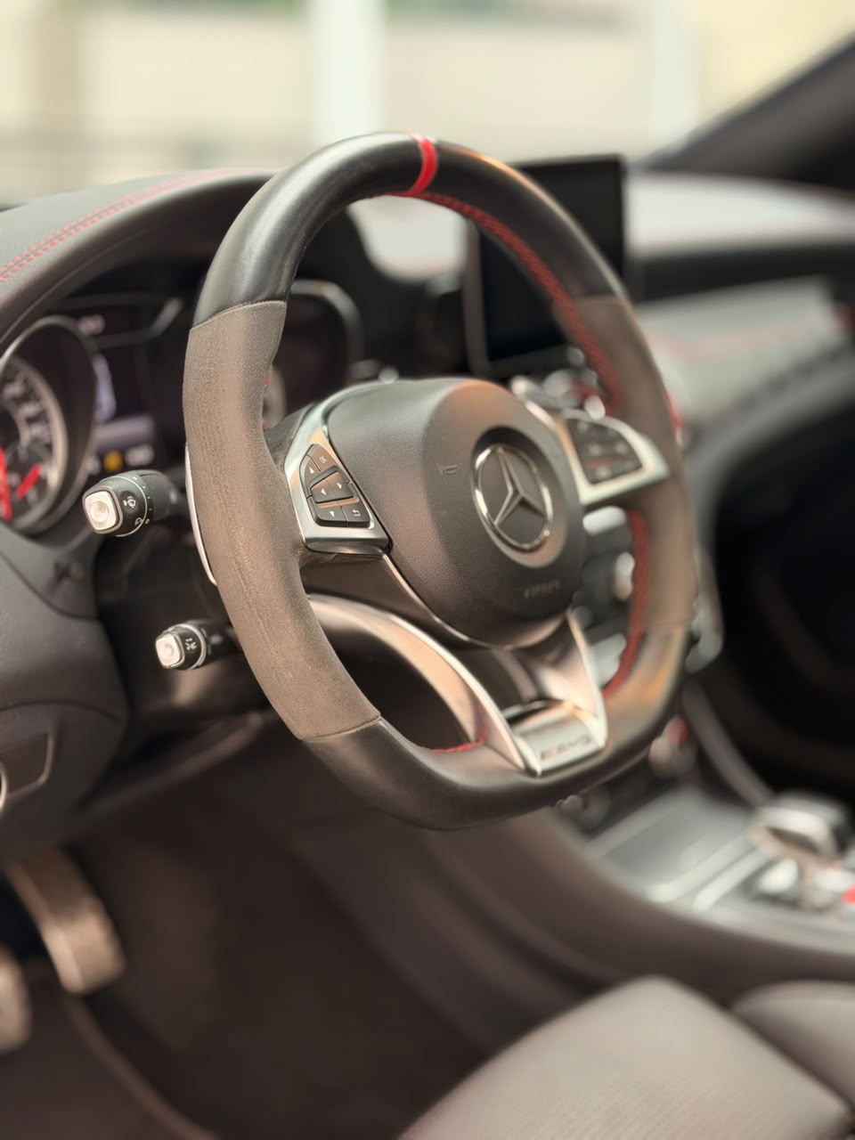 Mercedes-Benz CLA 45 AMG - Foto 9