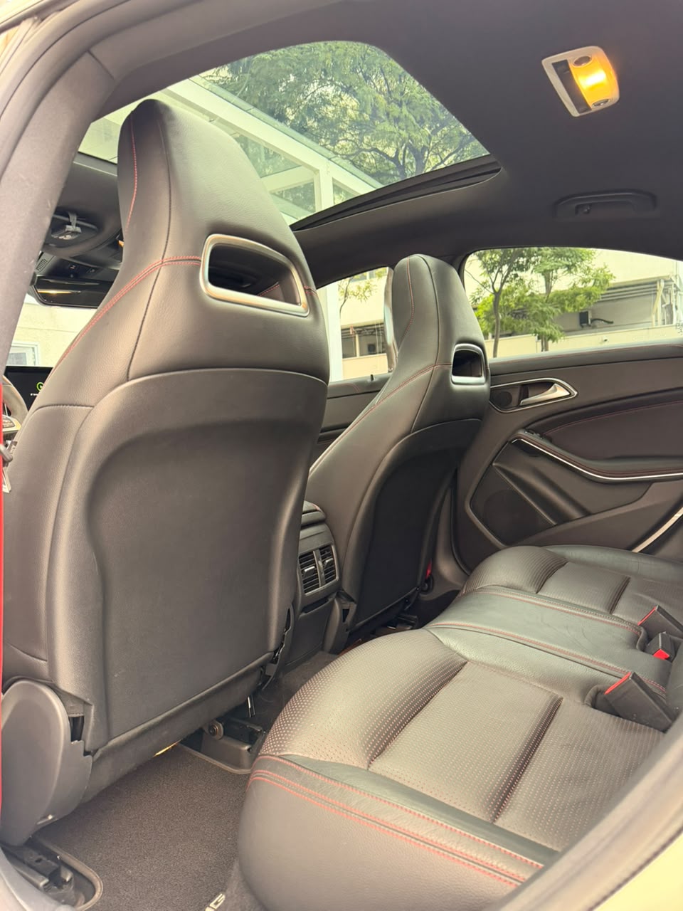 Mercedes-Benz CLA 45 AMG - Foto 11
