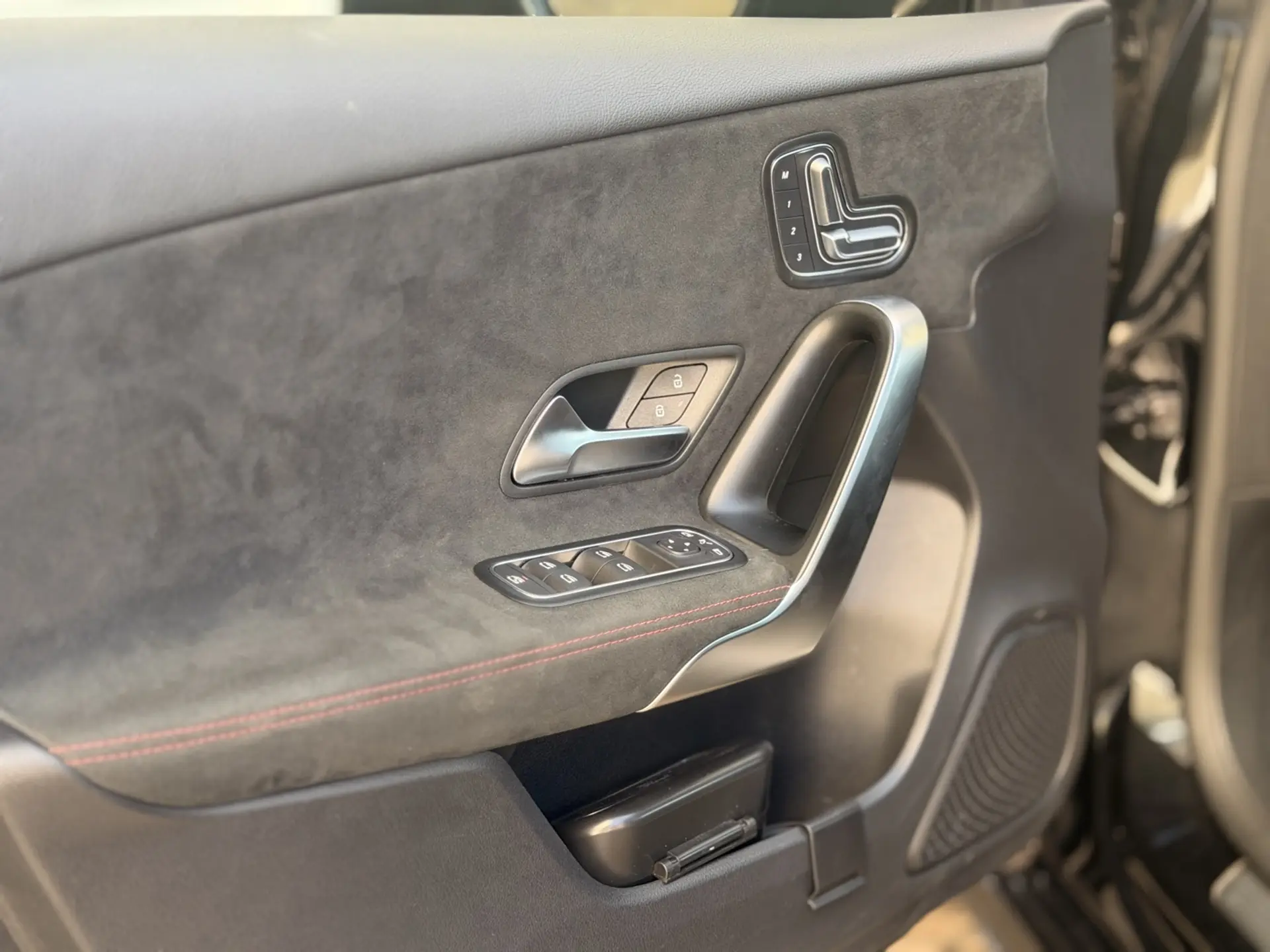 Mercedes-Benz A 200 - Foto 11