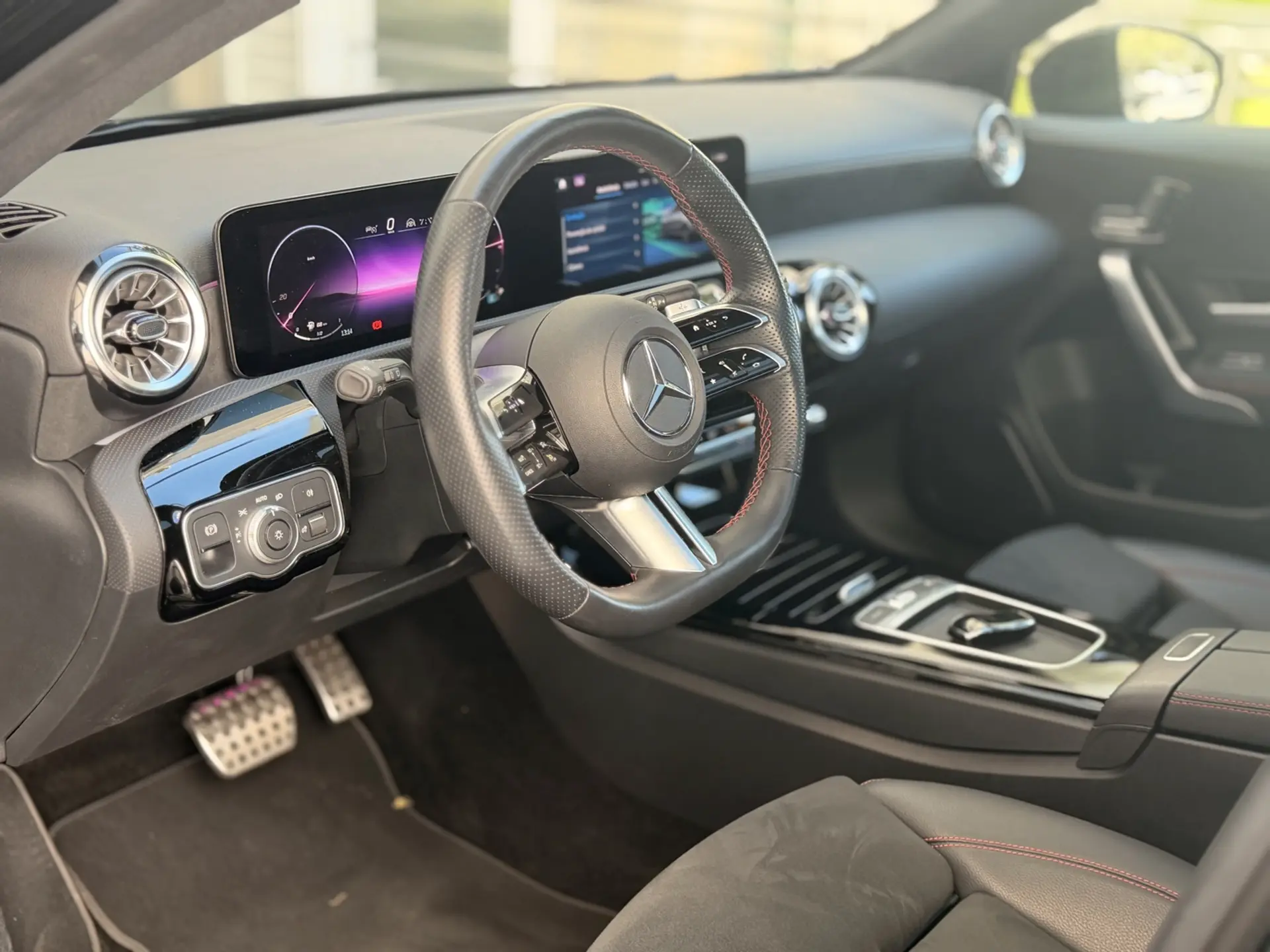 Mercedes-Benz A 200 - Foto 10