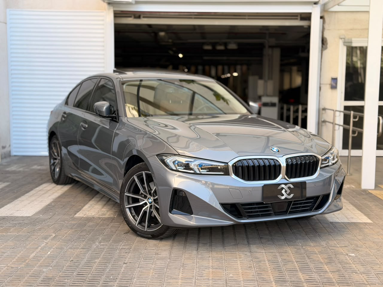 BMW 320 I 