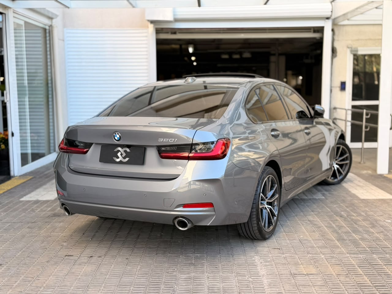 BMW 320 I  - Foto 4