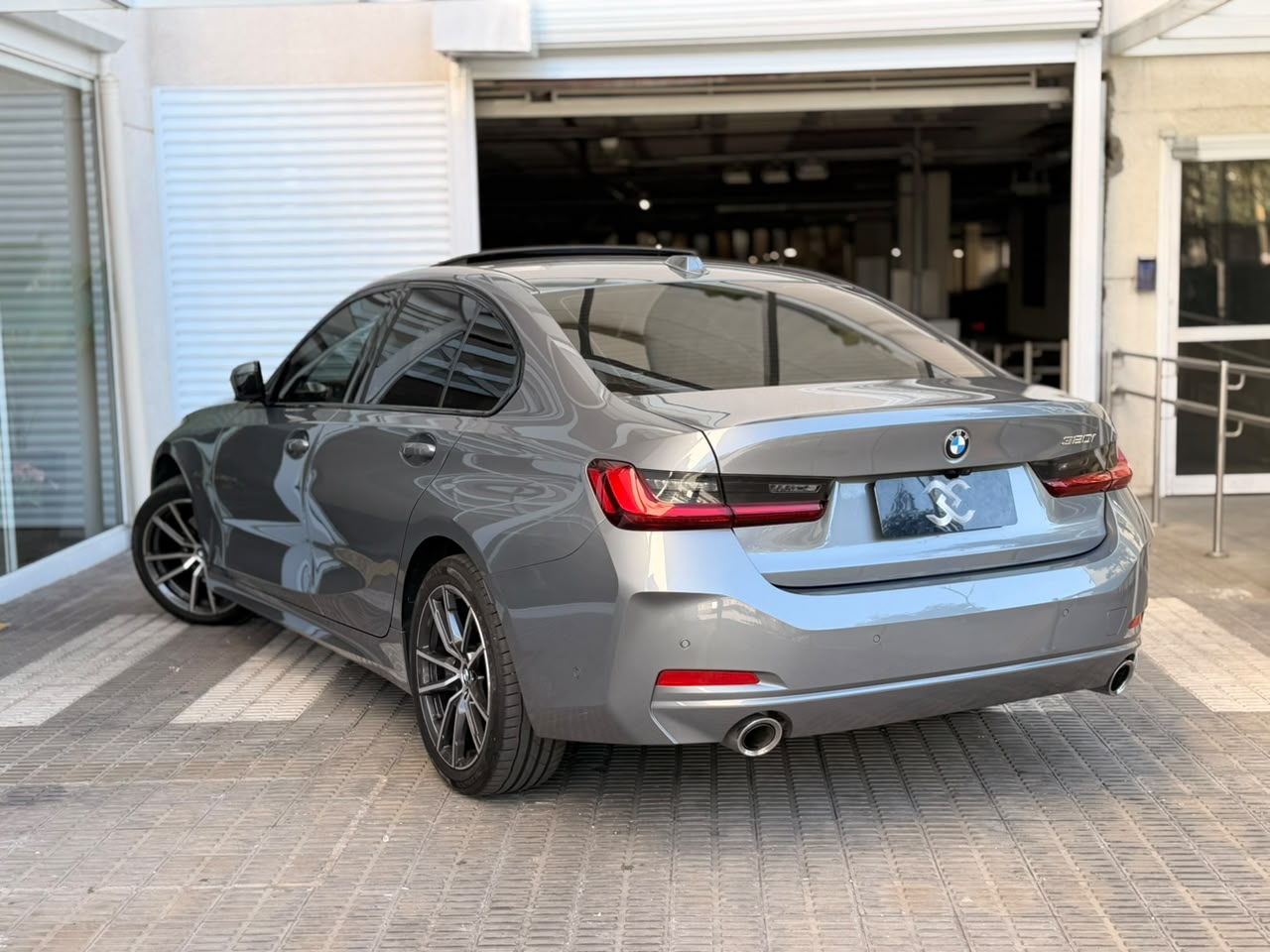 BMW 320 I  - Foto 6