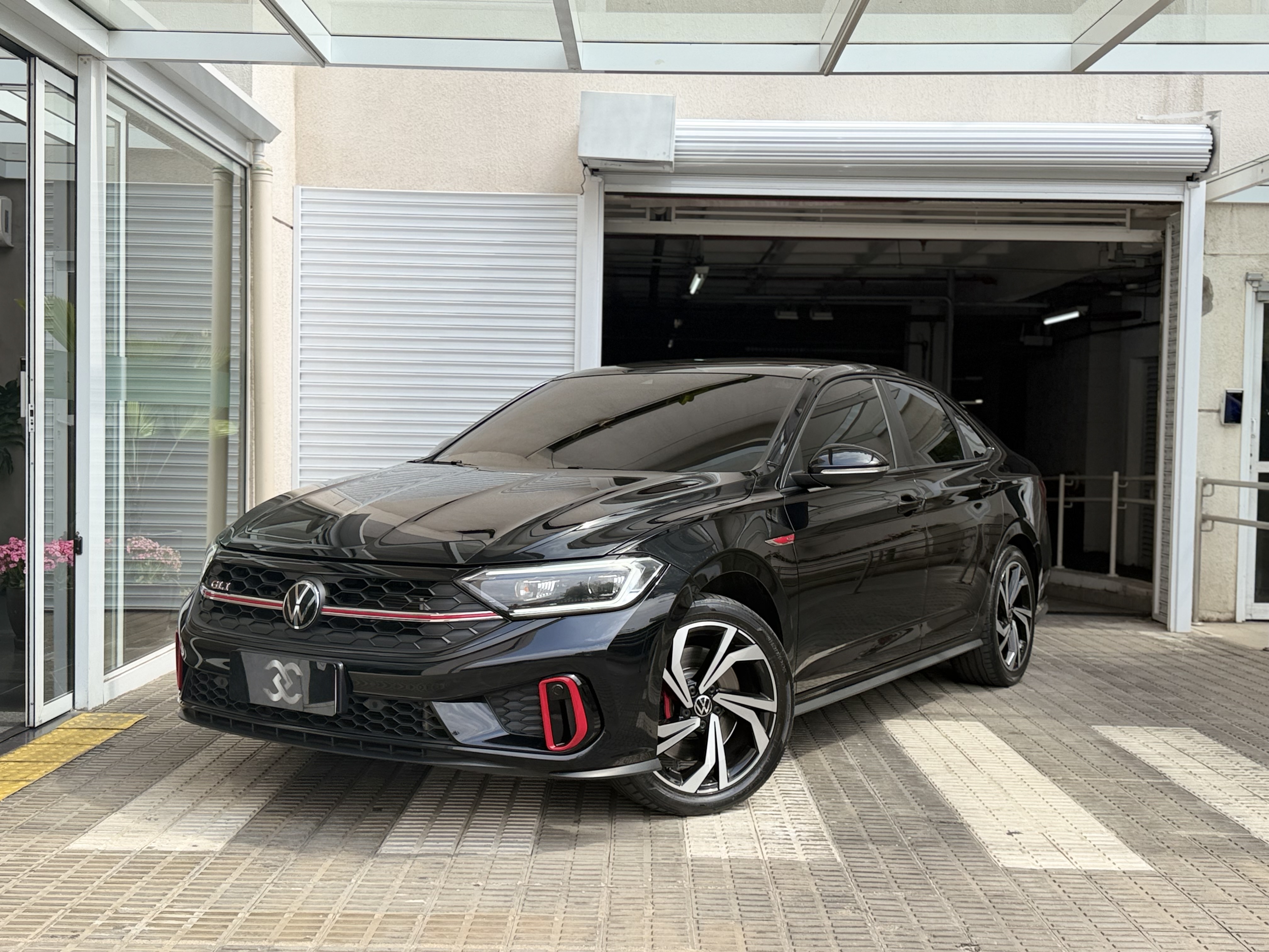 Volkswagen Jetta  - Foto 2