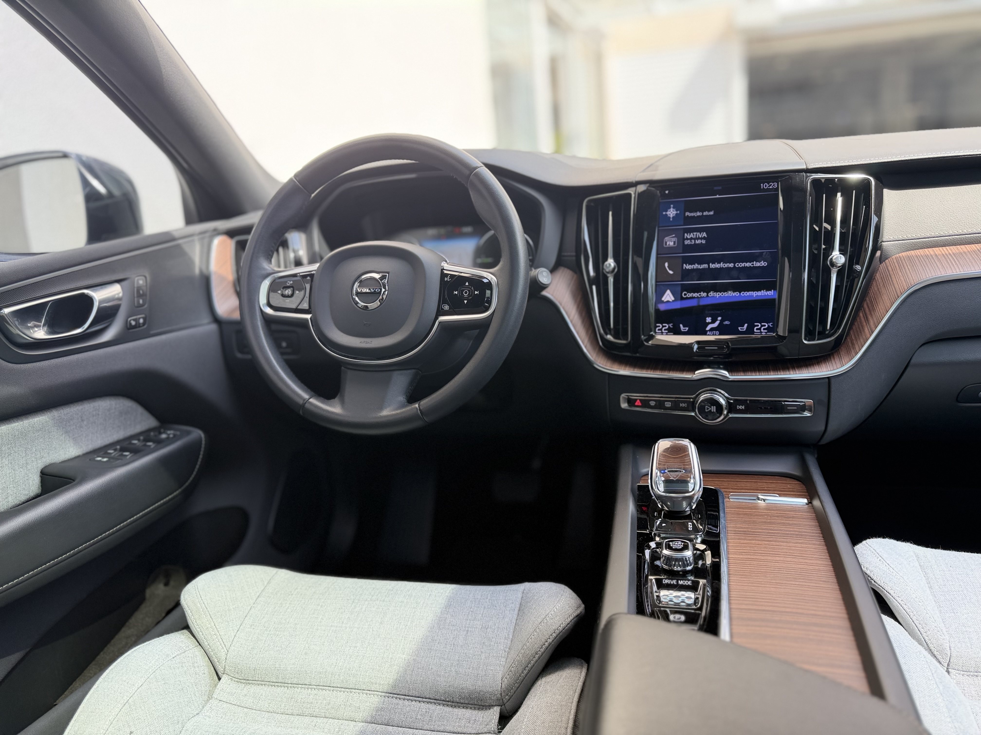 Volvo XC60  - Foto 8